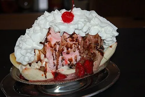 banana split