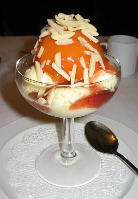 pêche Melba