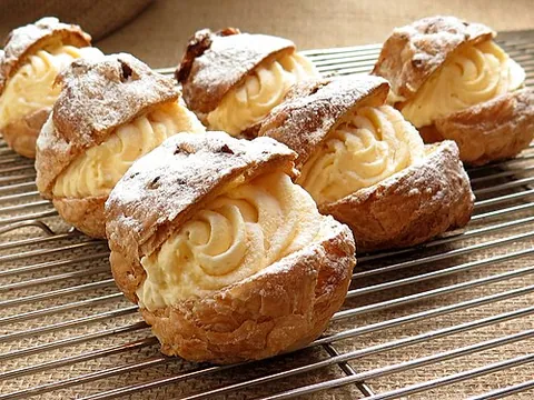 profiterole